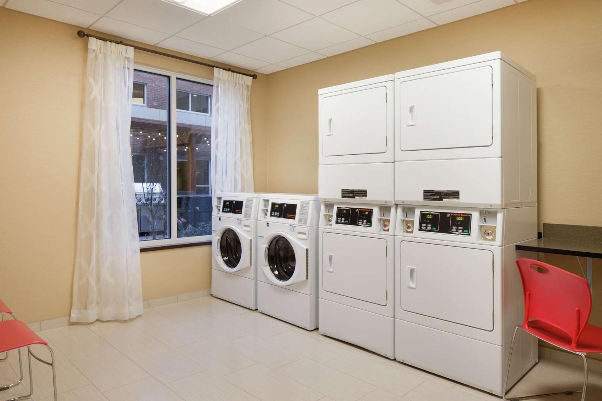 Homewood Suites by Hilton Kalamazoo-Portage Buitenkant foto